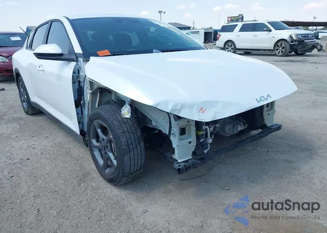 2025 Kia K4 Lxs из США, поврежденный, VIN 3KPFT4DEXSE033094